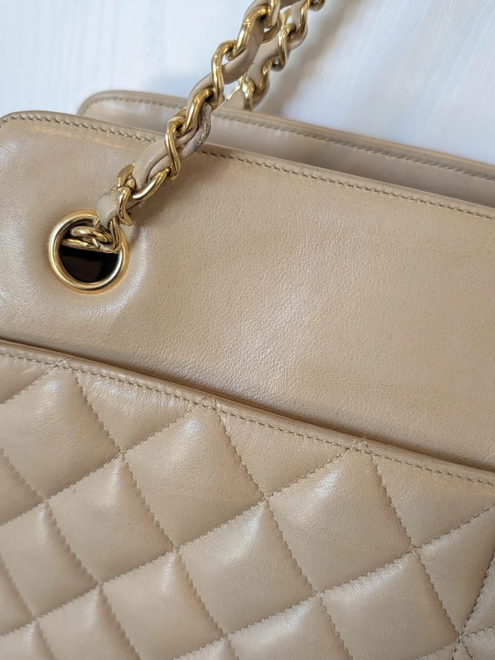 Chanel Vintage Beige Quilted Shoulder Bag with Chain Strap